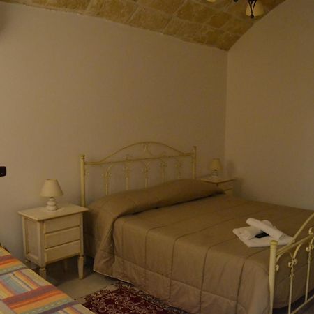 Al Borgo Antico Ristorante E B&B Crispiano Экстерьер фото