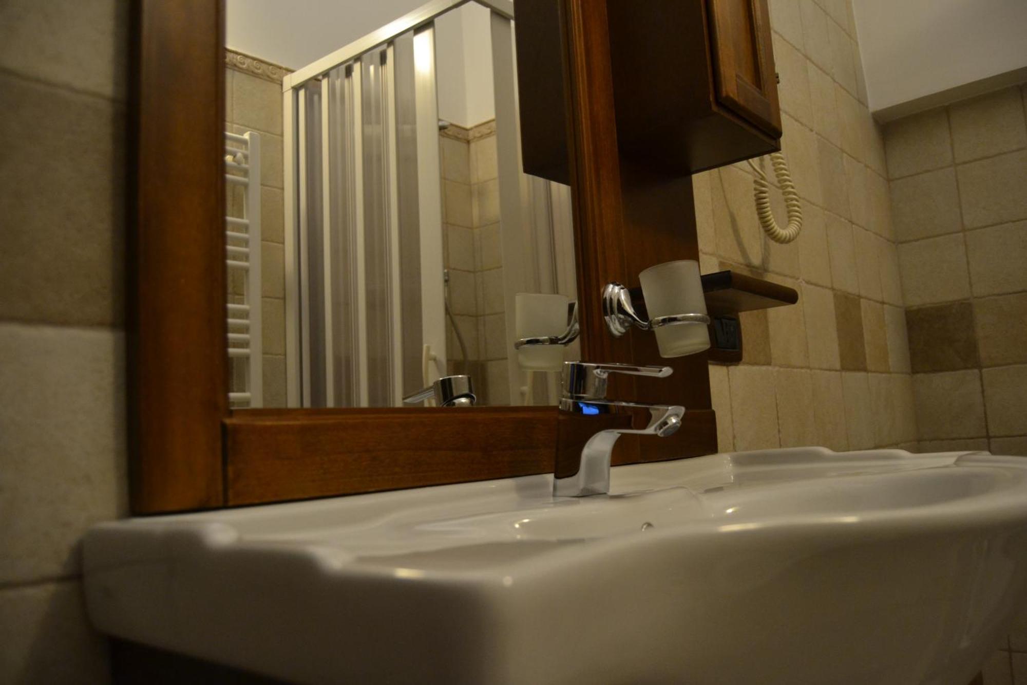 Al Borgo Antico Ristorante E B&B Crispiano Экстерьер фото